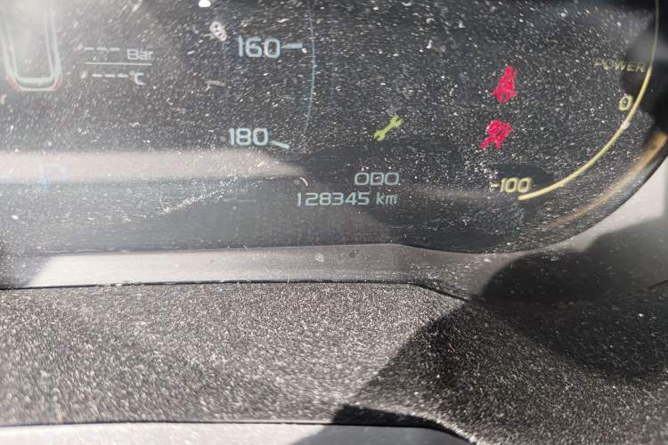 Used Geely Auto Emgrand GSe 2019 500 ZhenShang Edition Odometer Close Up