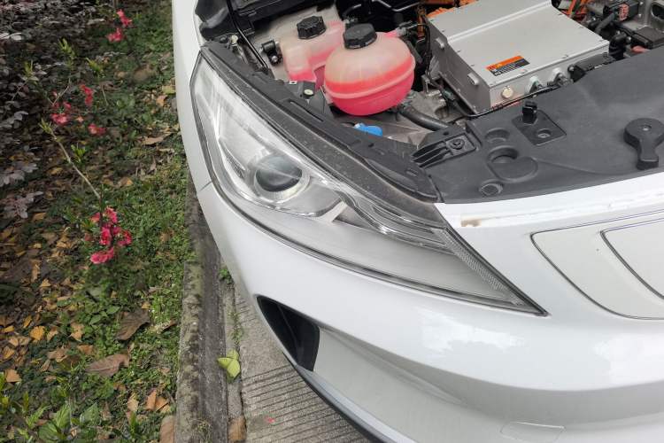 Used Geely Auto Emgrand GSe 2019 Restyled 500 LingShang Version Right Front Headlight