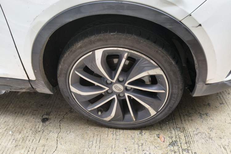 Used Geely Auto Emgrand GSe 2019 Restyled 500 LingShang Version Right Front Wheel Hub