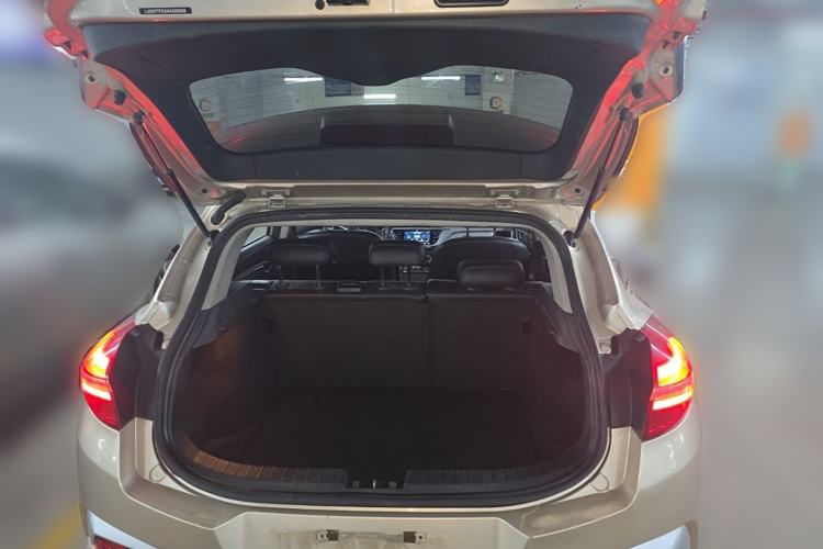 Used Geely Auto Emgrand GSe 2019 500 ZhenShang Edition Trunk