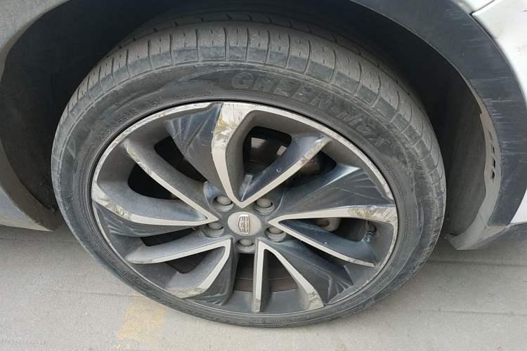 Used Geely Auto Emgrand GSe 2020 500 LingShang Model Right Front Wheel Hub