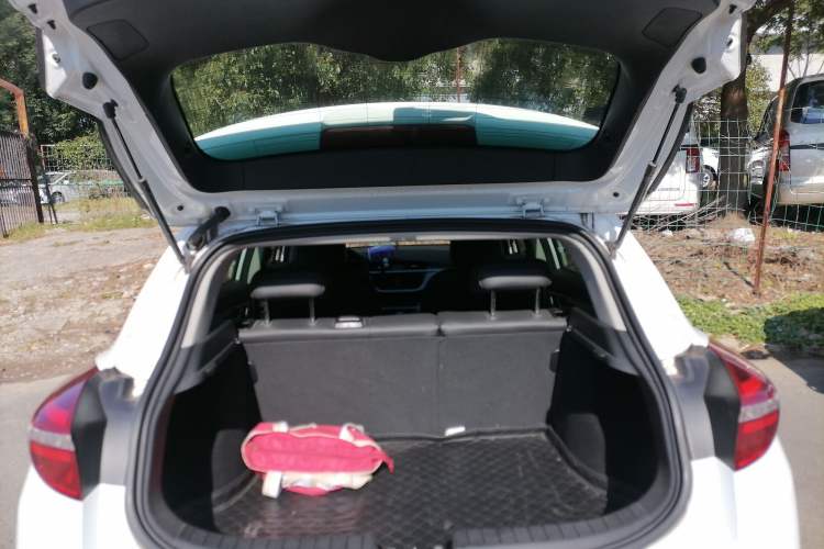 Used Geely Auto Emgrand GSe 2020 500 LingShang Model Trunk