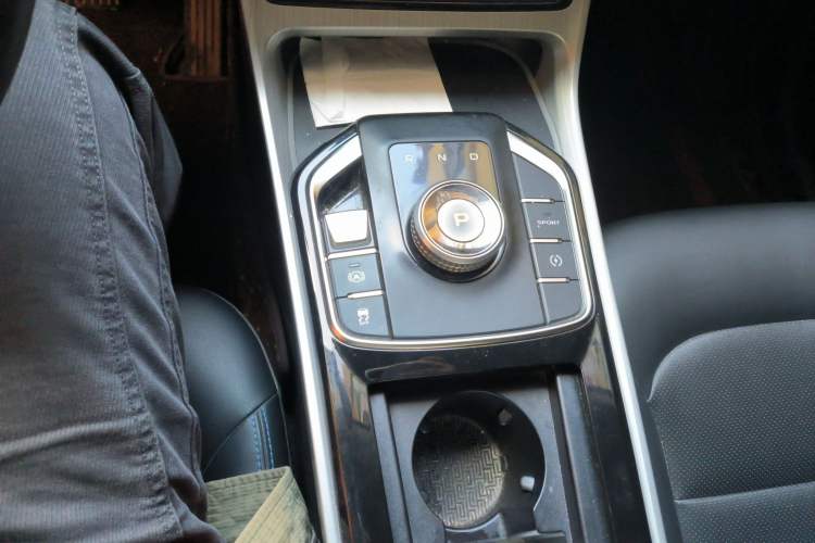 Used Geely Auto Emgrand GSe 2020 500 LingShang Model Gear Lever