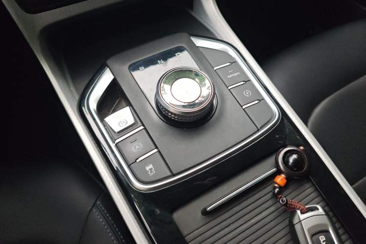 Used Geely Auto Emgrand GSe 2020 500 LingShang Model Gear Lever