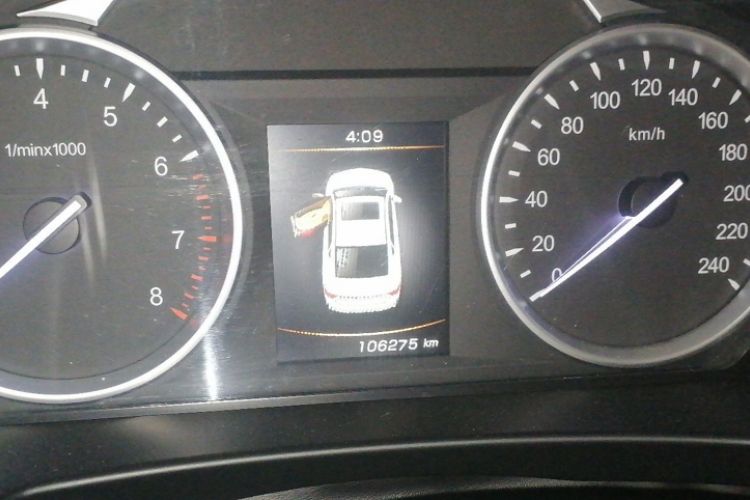 Used Geely Auto Emgrand GT 2016 2.4L Comfort Version Odometer Close Up