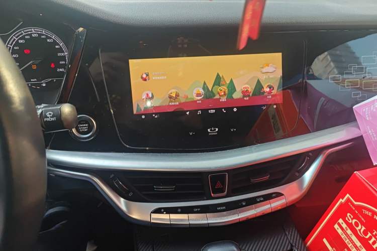 Used Geely Auto Emgrand GT 2020 1.8T Flagship Edition Audio And AC Panel