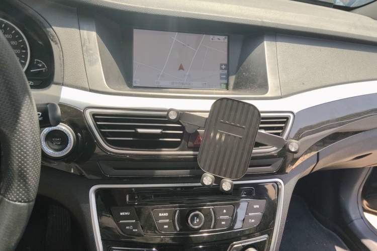 Used Geely Auto Emgrand GT 2015 2.4L Comfort Model Audio And AC Panel