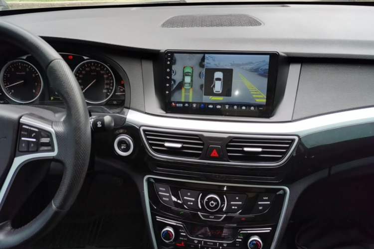 Used Geely Auto Emgrand GT 2015 1.8T Premium Model Audio And AC Panel