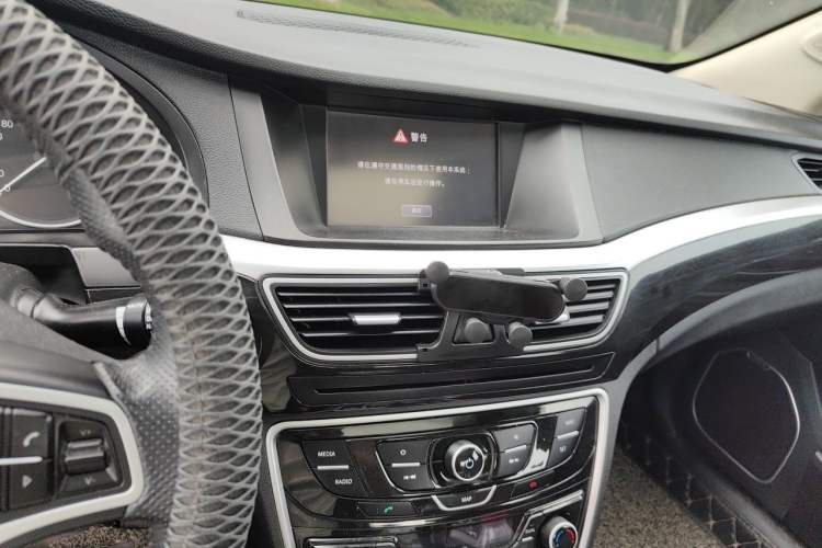 Used Geely Auto Emgrand GT 2015 1.8T Luxury Model Audio And AC Panel