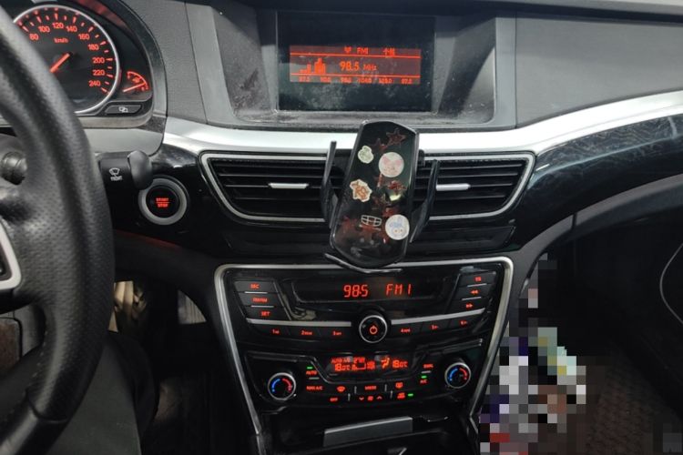 Used Geely Auto Emgrand GT 2015 2.4L Comfort Model Audio And AC Panel
