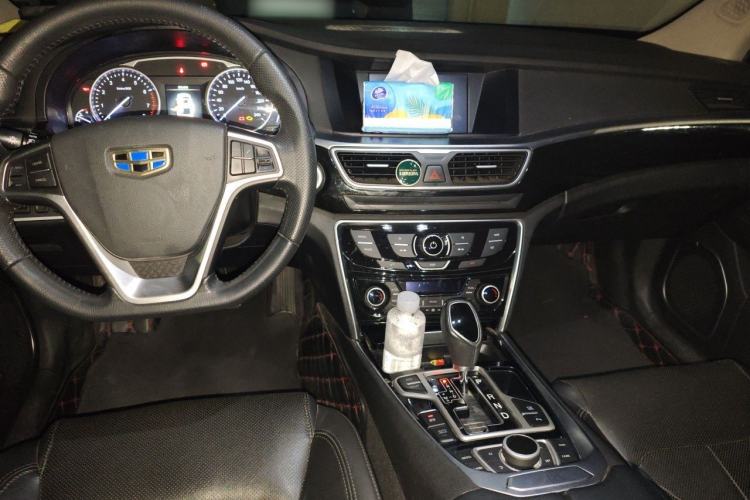 Used Geely Auto Emgrand GT 2015 1.8T Premium Model Center Console