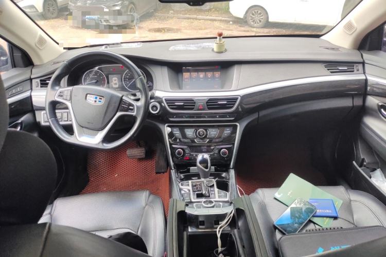 Used Geely Auto Emgrand GT 2015 1.8T Flagship Model Center Console