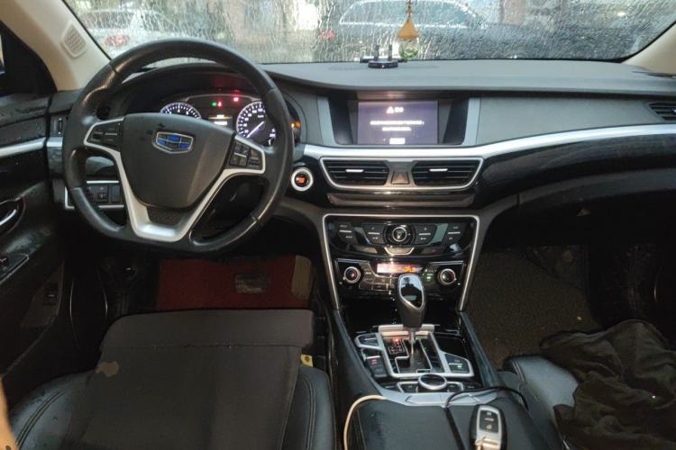 Used Geely Auto Emgrand GT 2015 2.4L Standard Edition Center Console
