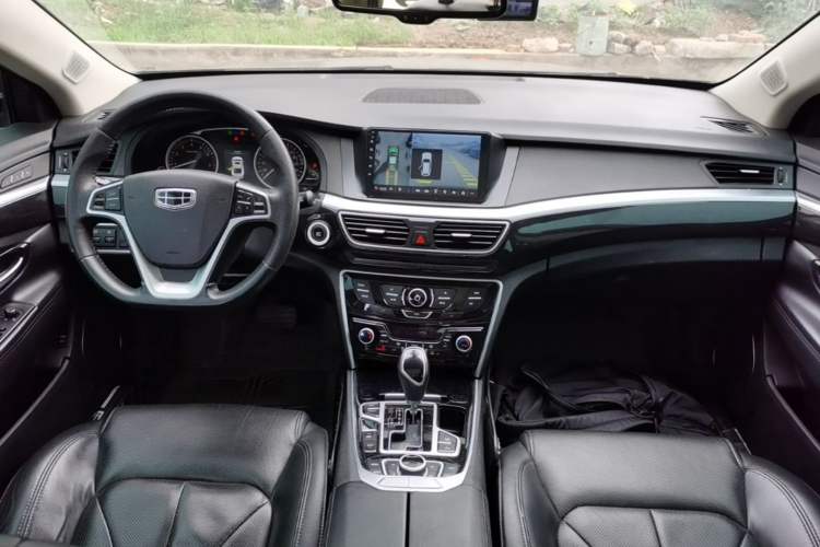 Used Geely Auto Emgrand GT 2015 1.8T Premium Model Center Console