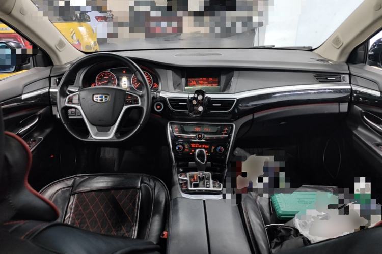 Used Geely Auto Emgrand GT 2015 2.4L Comfort Model Center Console