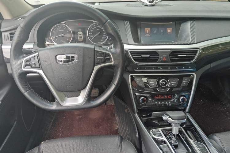 Used Geely Auto Emgrand GT 2015 3.5L Flagship Edition Center Console