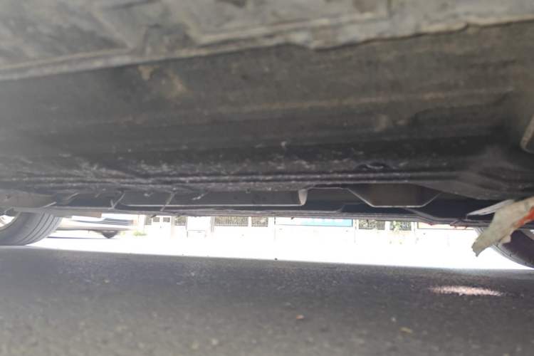 Used Geely Auto Emgrand GT 2015 3.5L Flagship Edition Chassis Front Right