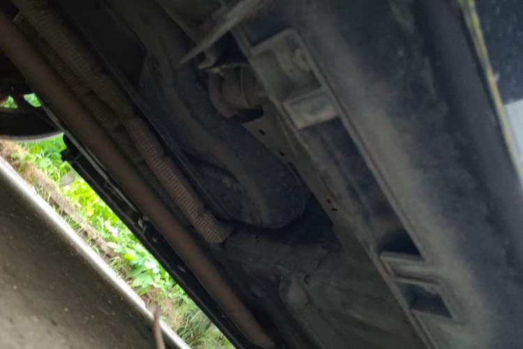 Used Geely Auto Emgrand GT 2015 1.8T Flagship Model Chassis Rear Right