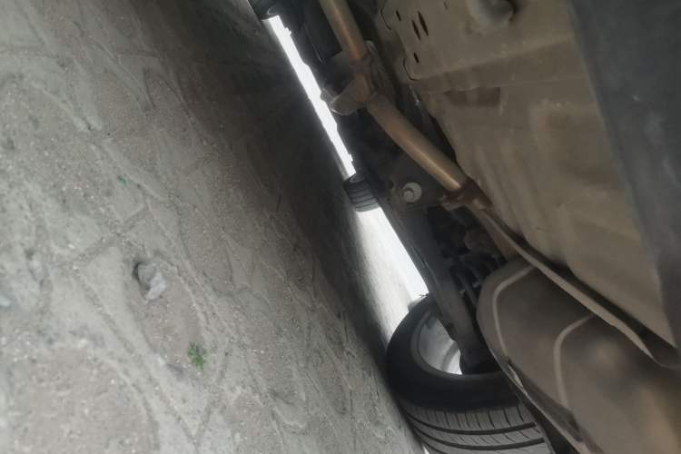 Used Geely Auto Emgrand GT 2015 1.8T Flagship Model Chassis Rear