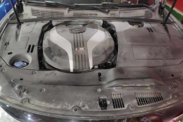 Used Geely Auto Emgrand GT 2015 1.8T Flagship Model Engine Bay