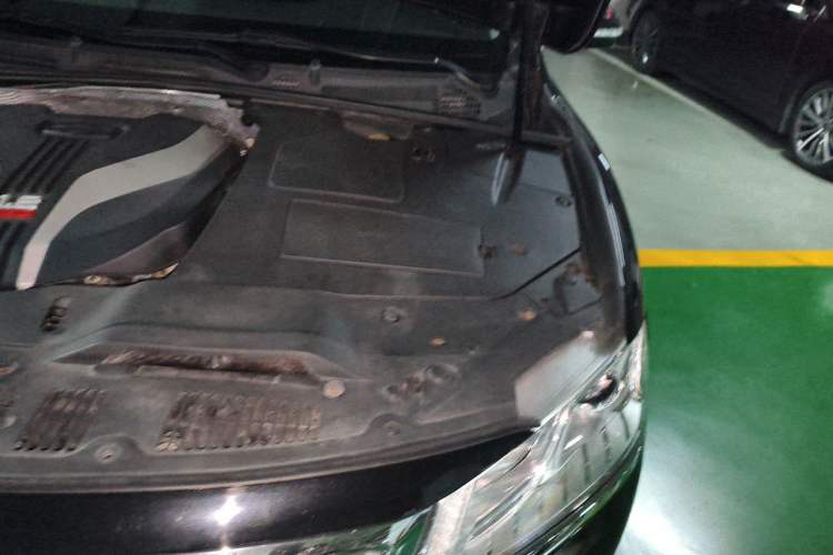 Used Geely Auto Emgrand GT 2015 1.8T Premium Model Engine Bay Left