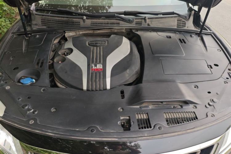 Used Geely Auto Emgrand GT 2015 1.8T Premium Model Engine Bay