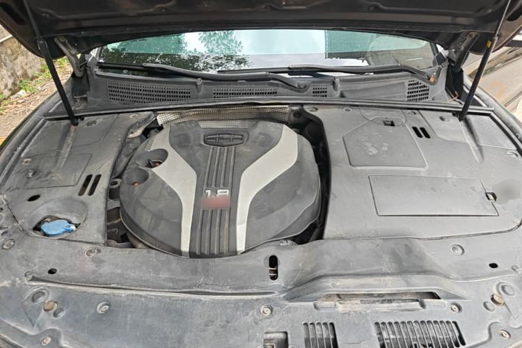 Used Geely Auto Emgrand GT 2015 1.8T Premium Model Engine Bay