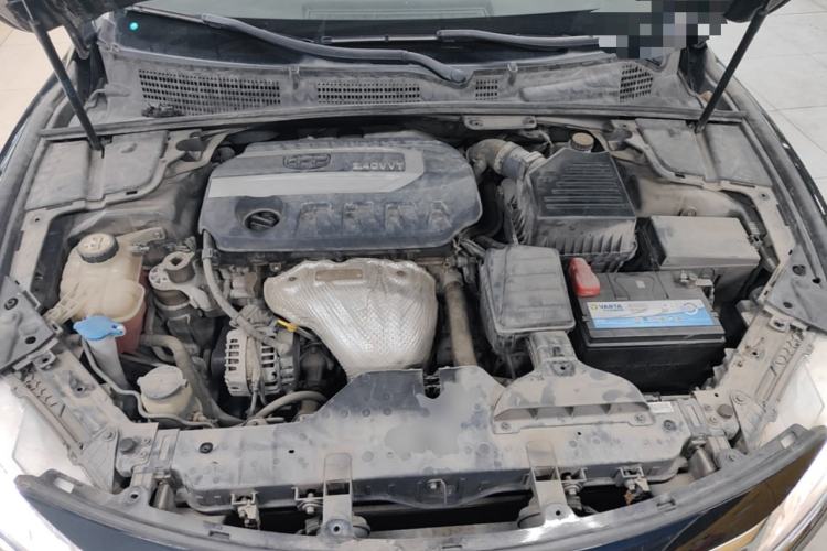 Used Geely Auto Emgrand GT 2015 2.4L Comfort Model Engine Bay