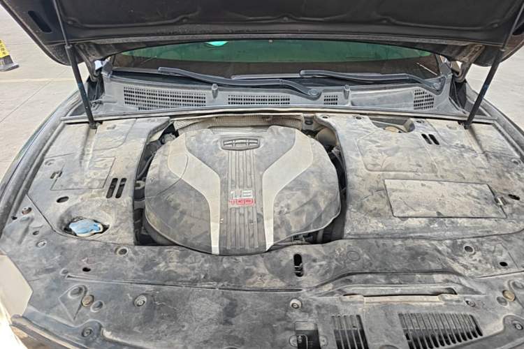 Used Geely Auto Emgrand GT 2015 1.8T Flagship Model Engine Bay