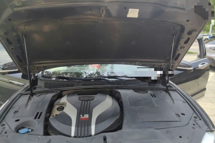 Used Geely Auto Emgrand GT 2015 1.8T Flagship Model Engine Bay