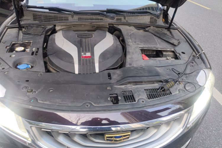 Used Geely Auto Emgrand GT 2015 1.8T Flagship Model Engine Bay