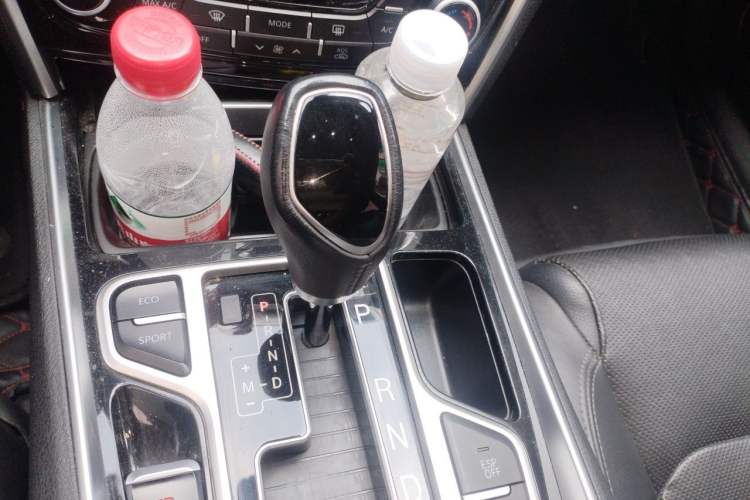 Used Geely Auto Emgrand GT 2015 1.8T Premium Model Gear Lever