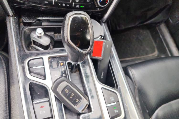 Used Geely Auto Emgrand GT 2015 1.8T Comfort Model Gear Lever