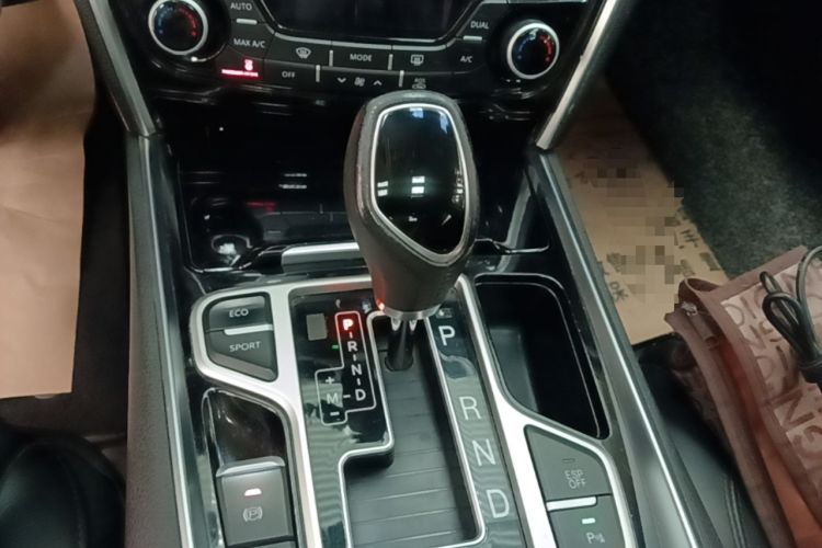 Used Geely Auto Emgrand GT 2015 1.8T Flagship Model Gear Lever