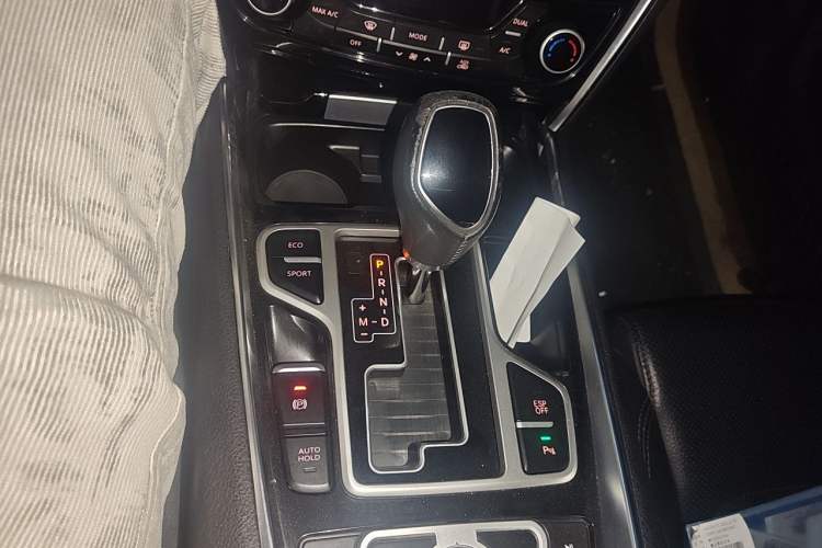 Used Geely Auto Emgrand GT 2015 2.4L Comfort Model Gear Lever