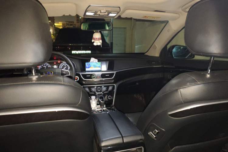 Used Geely Auto Emgrand GT 2015 1.8T Premium Model Headliner
