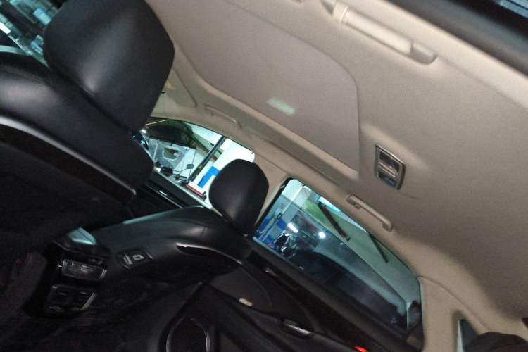 Used Geely Auto Emgrand GT 2015 1.8T Premium Model Headliner