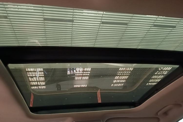 Used Geely Auto Emgrand GT 2015 1.8T Flagship Model Headliner