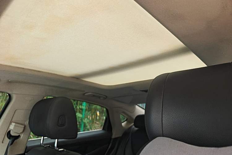 Used Geely Auto Emgrand GT 2015 1.8T Premium Model Headliner