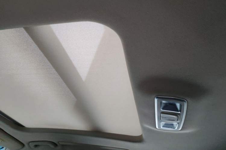 Used Geely Auto Emgrand GT 2015 1.8T Flagship Model Headliner