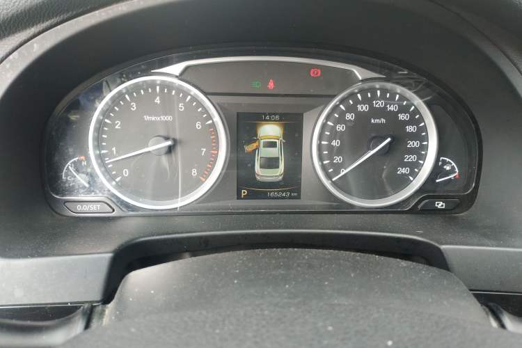 Used Geely Auto Emgrand GT 2015 2.4L Standard Edition Instrument Cluster