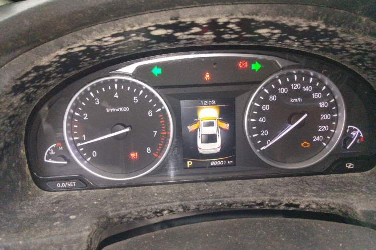 Used Geely Auto Emgrand GT 2015 1.8T Flagship Model Instrument Cluster