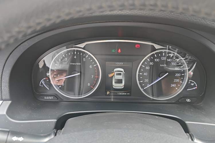 Used Geely Auto Emgrand GT 2015 1.8T Flagship Model Instrument Cluster