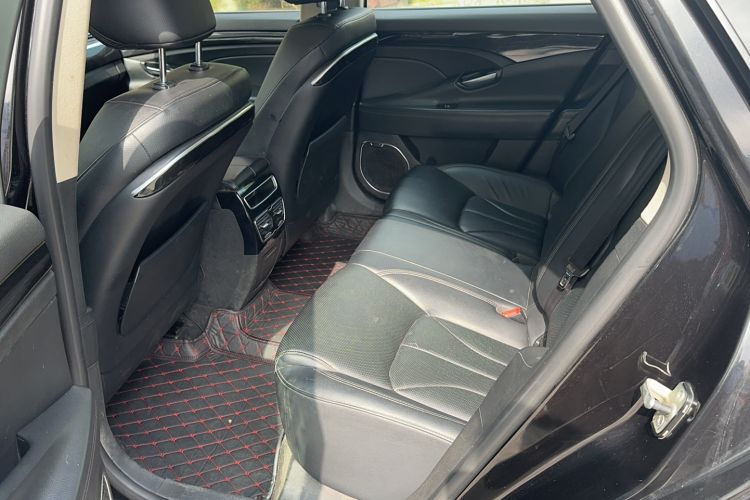 Used Geely Auto Emgrand GT 2015 2.4L Comfort Model Interior 1