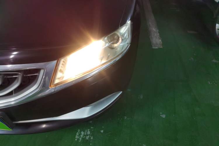 Used Geely Auto Emgrand GT 2015 2.4L Luxury Model Left Front Headlight