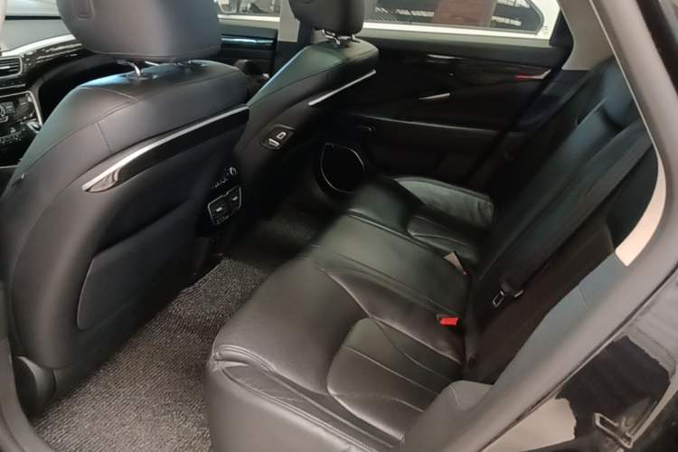 Used Geely Auto Emgrand GT 2015 1.8T Flagship Model Left Rear Seat