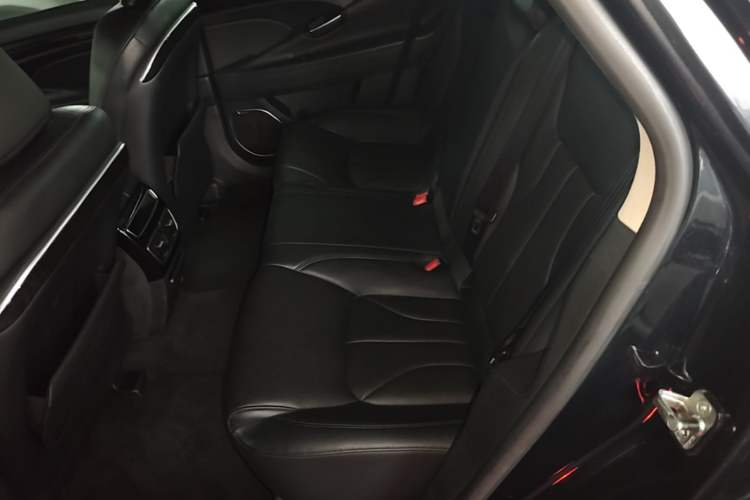 Used Geely Auto Emgrand GT 2015 2.4L Comfort Model Left Rear Seat
