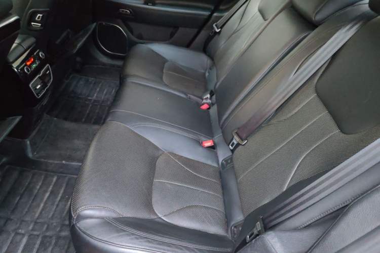 Used Geely Auto Emgrand GT 2015 1.8T Flagship Model Left Rear Seat