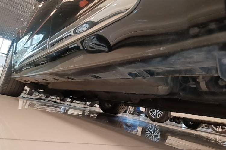 Used Geely Auto Emgrand GT 2015 1.8T Flagship Model Left Side Sill