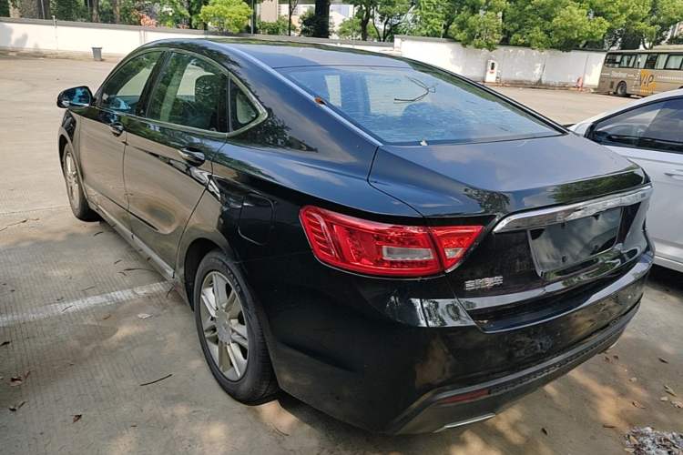 Used Geely Auto Emgrand GT 2015 2.4L Luxury Model Rear Left 45 Deg